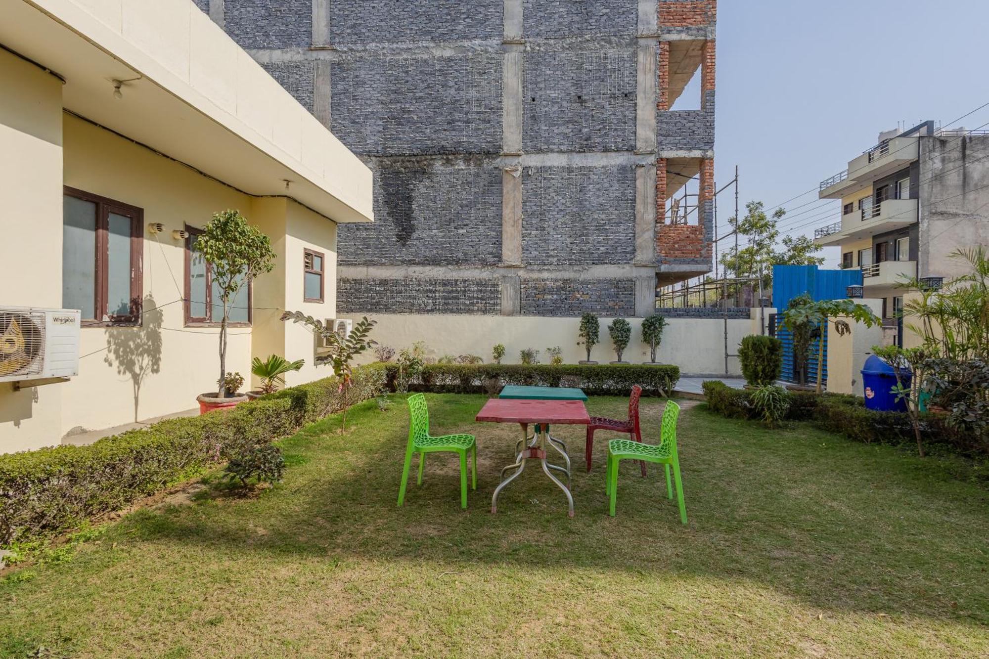 Lime Tree Studio Near Fortis 古尔冈 外观 照片